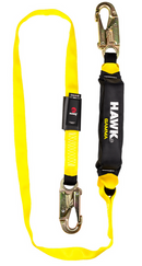 Cable contra caídas Hawk 601. Linea o cuerda flexible que sirve para asegurar el arnés a un punto de anclaje mediante ganchos de seguridad por los extremos con amortiguador externo el cual disipa el impacto en caso de caída. Cumple con ANSI A10.32-2004  
